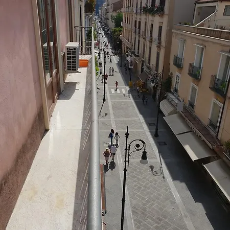 Апартаменти Domino House Center Сорренто