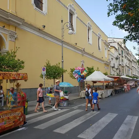 Апартаменти Domino House Center